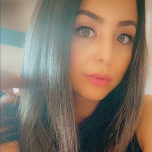 Meet your Posher, Marissa